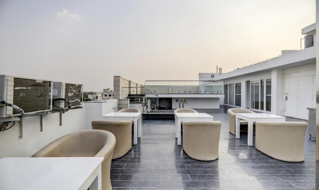 Hotel Treebo Trend Grande Azure - A Boutique Sitapura
