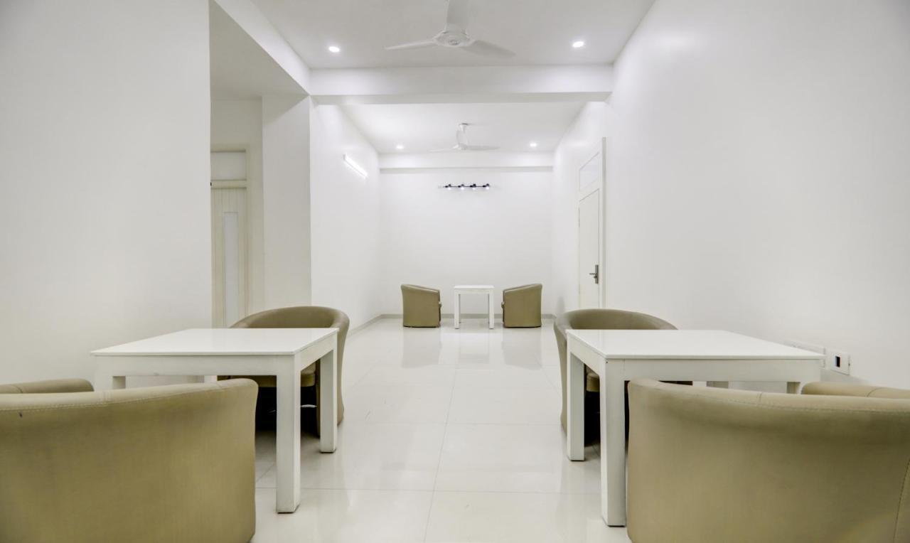 Hotel Treebo Trend Grande Azure - A Boutique Sitapura 3*